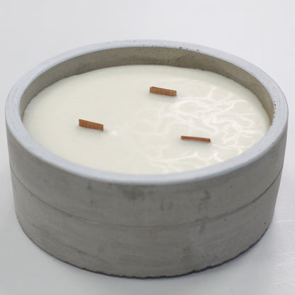 Concrete Woodwick Candle – Vanilla & Orange