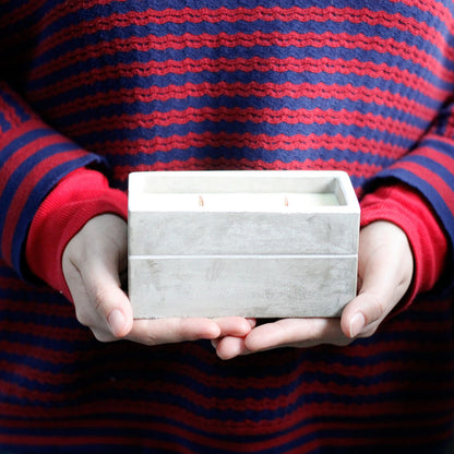 Concrete Woodwick Candle – Spiced South Sea Lime